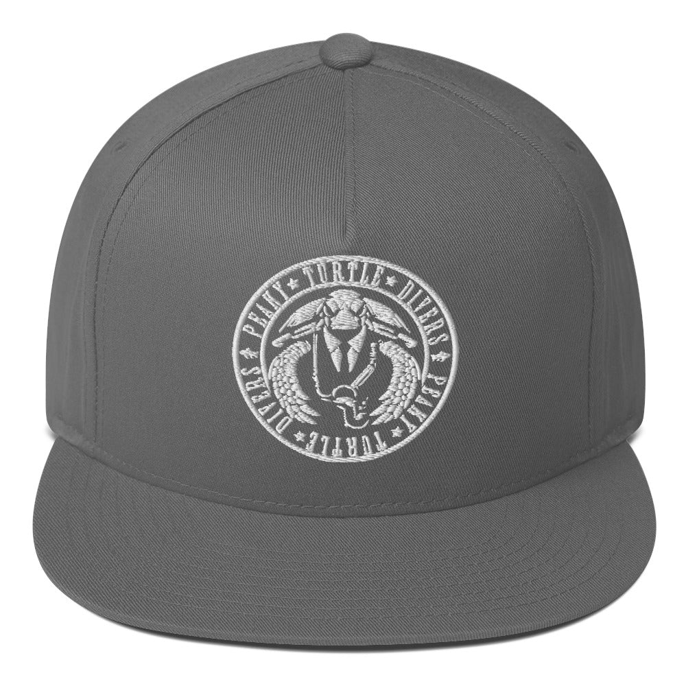 Gorra de visera plana